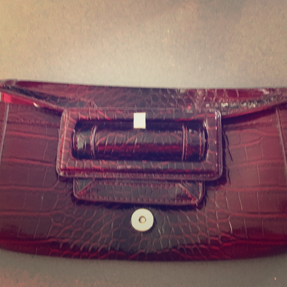 White House black market purse